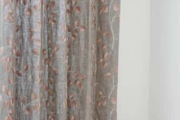 LL5033 linen:100% 刺繍部分:レーヨン 巾:137cm