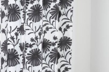 LL5046 linen:100% 刺繍部分:レーヨン 巾:137cm